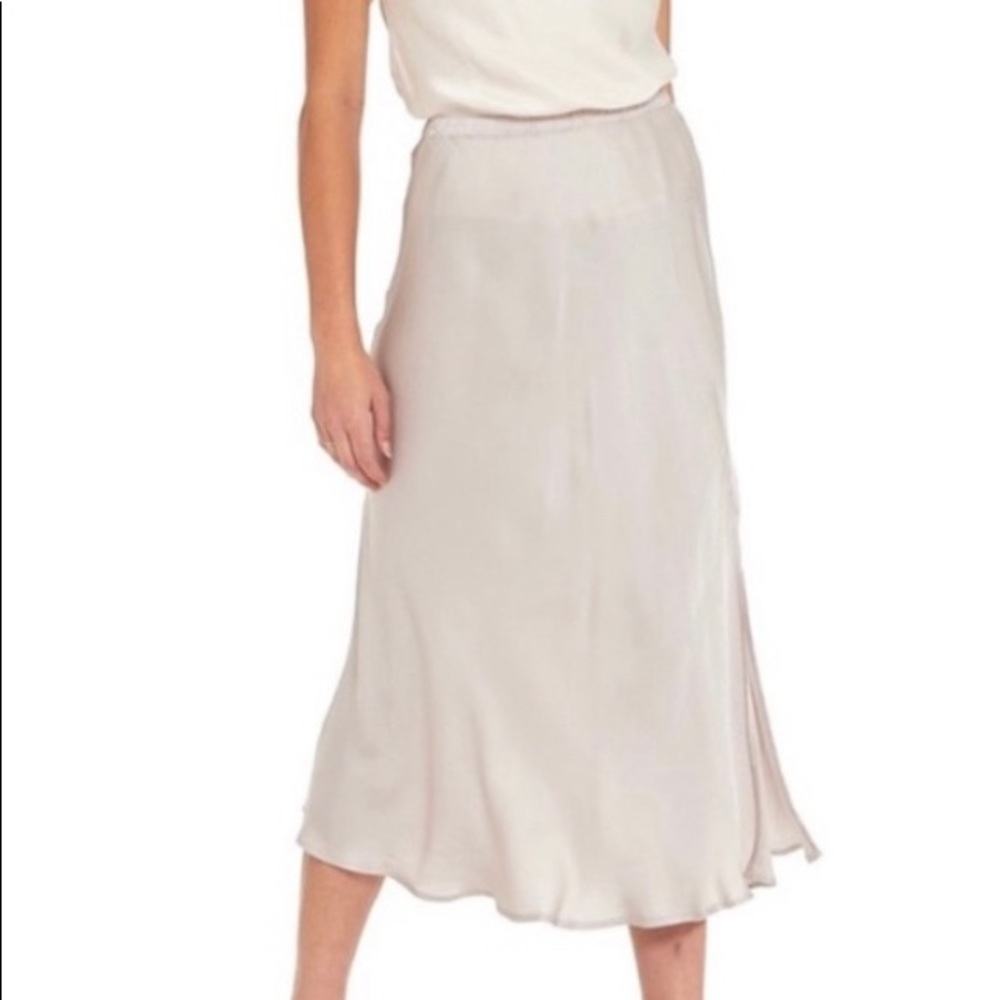 Young famous and broke xs off white/taupe/cream midi